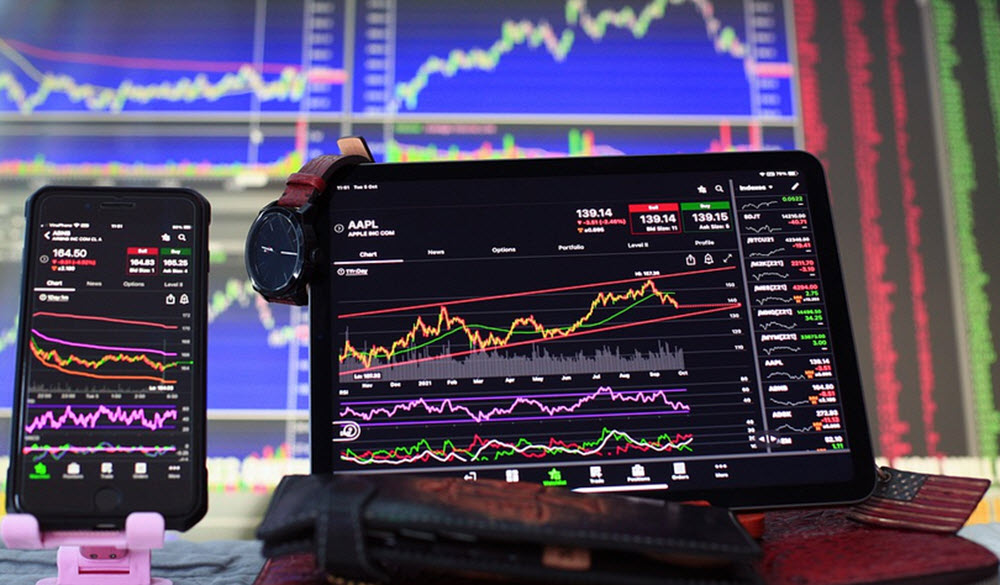 Finding the Best Time to Trade Binary Options Strategies and Tips Finding the Best Time to Trade Binary Options Strategies and Tips
